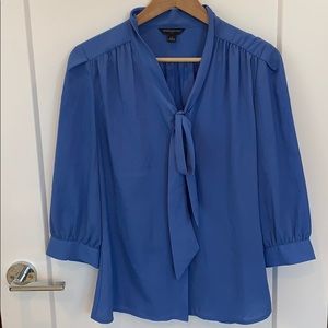 Banana Republic blue tie-neck blouse